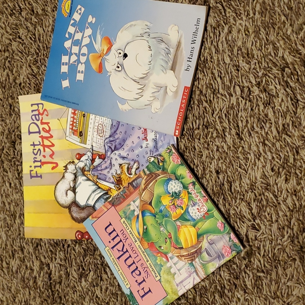Set of 3 kids books